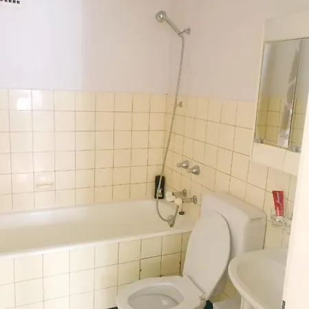 Studio Spacieux Et Renove 比尔